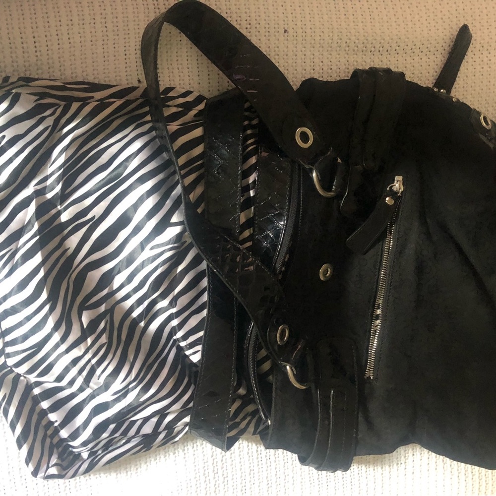 Guess Bag - Picture 6 of 10